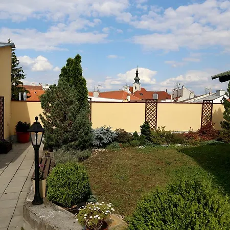 Apartments Kromeriz Exterior photo